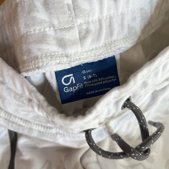 Gap joggers and cargo pants S 6-7 - Picture 8 of 15